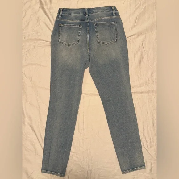 Time and Tru High Rise Skinny Jeans Medium Wash - Picture 3 of 9